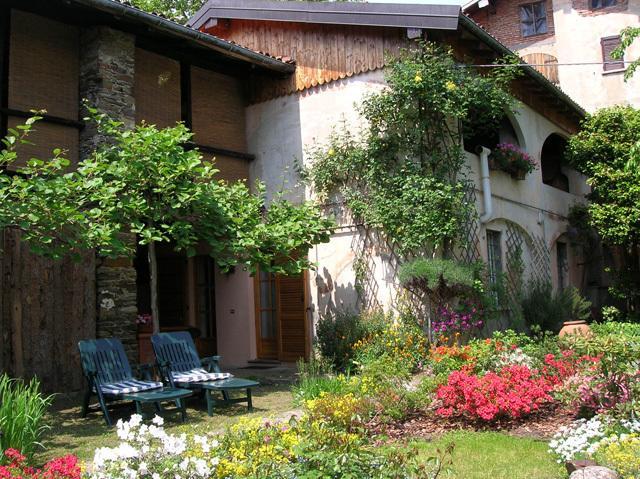 Le Camelie Bed & Breakfast Brissago-Valtravaglia Dış mekan fotoğraf